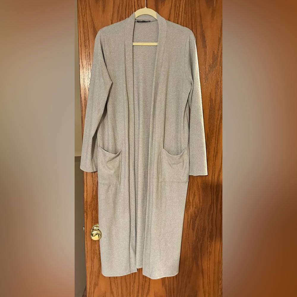 Long cardi- gray